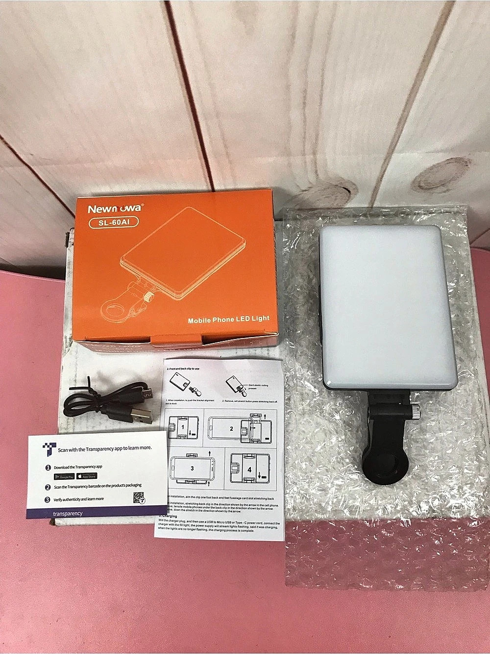 Newmowa SL-60AI Mobile Phone LED Light White & Black NWT